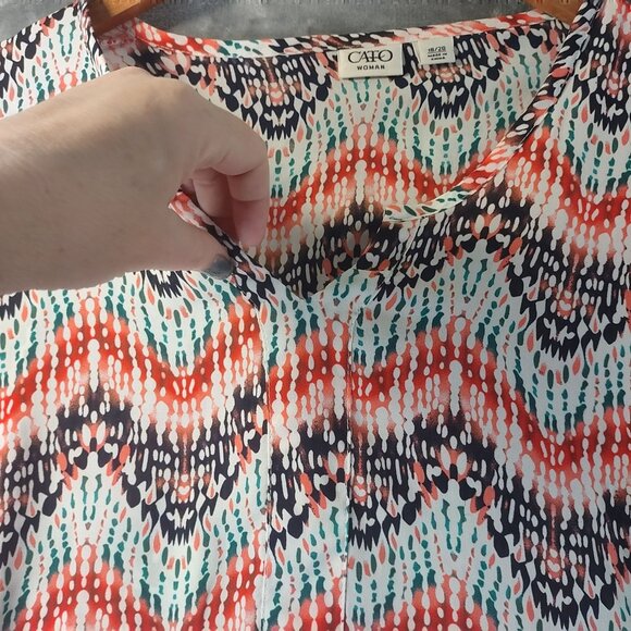 Cato Woman Plus Abstract Button Top 18/20W Multicolor Boho Artsy Lightweight Top - Picture 10 of 12